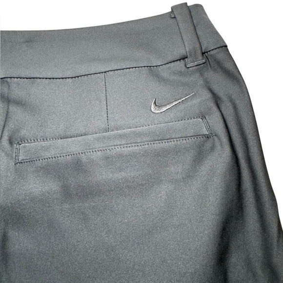 Nike Women's Golf Tournament Dri-Fit Bermuda Shorts-Black Sz 10 EUC - Picture 5 of 11